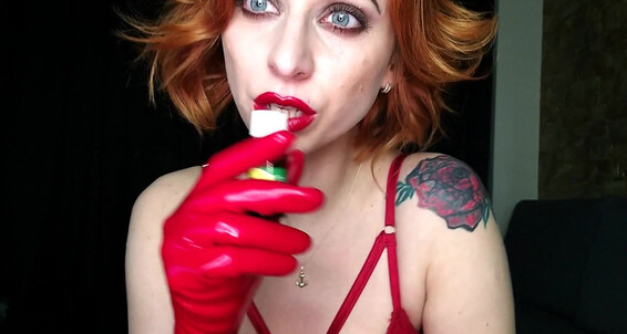 Poppers Red Moneygoddesss Latex