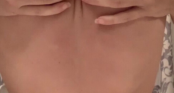 Cover Elleohelle 115547576 12 31 2019 Lil Nips