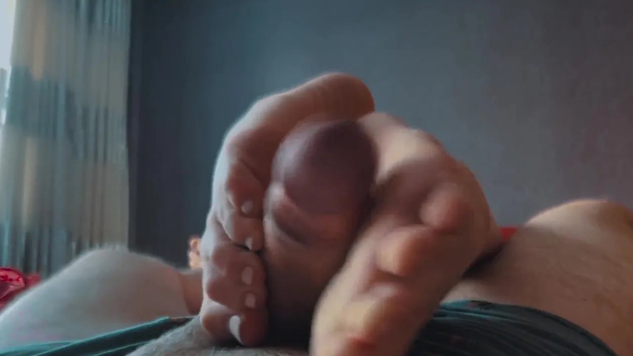 &#34;FootMood&#34; Pov Footjob, Footjob, Slim Girl, Big Ass, Foot Fetish, Foot Worship, Foot Slave, Cum On Feet, Big Cumshot, Skinny Milf, Foot Pov, Foot Porn, Amateur, Real Couple, Feet Joi, Love Her Feet, Suggest FootMood Passionate FOOTJOB from a Slim Beauty w