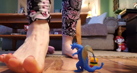 Nerdy_Faery - Suggest Kink Eating Female Close Bare Mouth My Foot Swallow Nerdy Swallowing A Stomping With Gummy Vore Destroying Stepping Man Up Faery Pornhub Chewing Feet