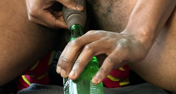 Cover "ModeratelyJay" Peeing, Pee, Guy Peeing, Piss Drinking, Piss, Pissing, Pee In Cup, Pissing In Bottle, Flaccid Penis, Flaccid, Watersports, Urine, Male Omorashi, Omorashi, Suggest ModeratelyJay Filling A Beer Bottle With Piss pornhub
