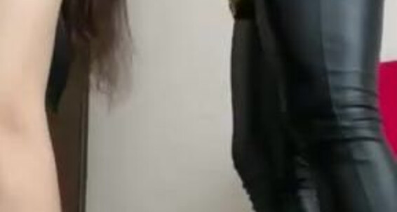 Cover Mistress Smeyye Aka Mistresssumeyye Onlyfans Dii Kleyle Dayak Ve Tokat Videosu Femaleslave