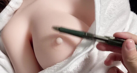Cover "aoidick1124" Tweak, Nipple, Uneven, Pen, Straight, Love Doll, Adult Toys, Masturbate, Kink, Big Boobs, Nipple Play, Solo Guy, Suggest aoidick1124 Tweak the nipple Play with the nipple with a pen and hand to make it uneven Pornhub