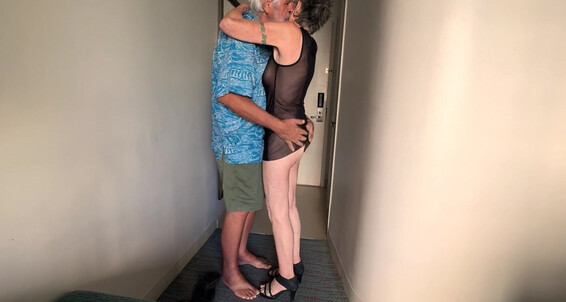 Cover "FromThisNight" Meetup, Hotel Meet Up, Meet Up, Sex Worker, Milf Undressing, Undressing, Old Man, Suggest FromThisNight A knock and there s a gentleman caller at the door Sorry no sound Pornhub