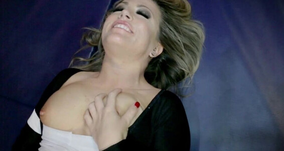 Kendrajames, Video: Nymphosack Kj Carmenvalentina 20 Pt2