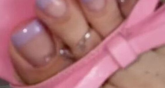 Fendi Feet - Cat Snuck I Neighbors A Big Fendi On Queen Aka Andp Bday Ol Have Onlyfans My Bruise Goddessfendi Garage Cuz Into Feet Booty