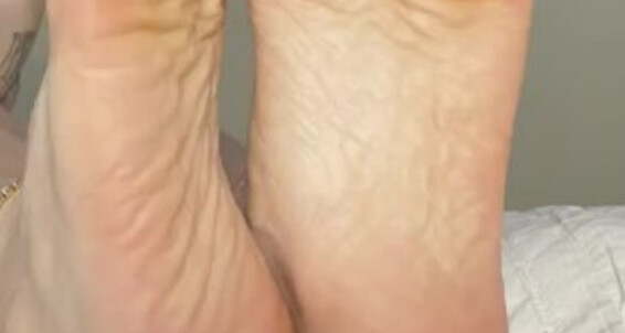 Fendi Feet - Your This Commentp Pic Send Aka Also Onlyfans Feet Big Of Bust Goddessfendi A And Like Goddess Nut Me Mess Fendi Vid For