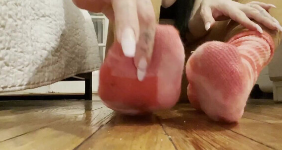 Fendi Feet - Goddessfendi Likes Fresh Out Aka I You Fendi Who Onlyfans Those Socks Sweaty Lickp Wanna The Know Feet