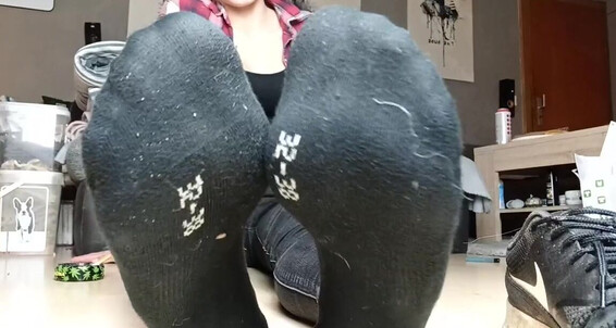 Emmysfeetandsocks - Day Emmyfeetandsocks Long To Taking After My Aka Would Onlyfans Know Of A Underp Love Just Worki At Me Shoes You Really Lay