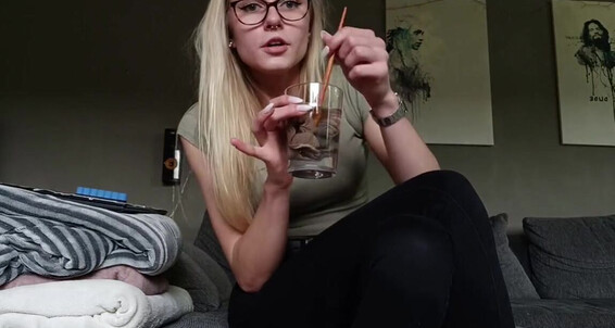Emmysfeetandsocks - Back Emmyfeetandsocks Your Stepsis Aka Is Againp Onlyfans