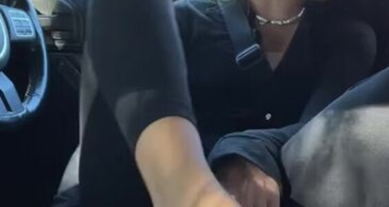 Goddess Kaylee - Goddess Catch After My Aka Up Me Kaylee Xomaddykxo With Onlyfans Car In The Walkp