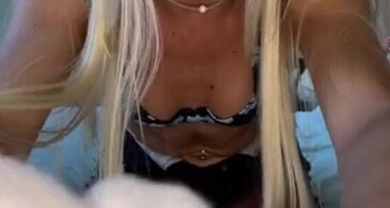 Goddess Kaylee - Because Mp Didn Now T Today My Aka Xomaddykxo Onlyfans I Is Pay Pedi Goddess Bitch You Dumbass Kaylee Socks Eat Pissed For