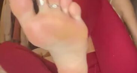Goddess Kaylee - Good Your Stroke Have Willy My Aka Xomaddykxo Give Onlyfans A Over Is Andp The Actually Goddess Hold You Hilarious Kaylee Soles For