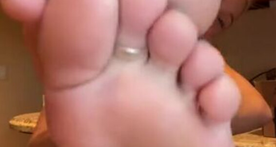 Goddess Kaylee - Goddess When It Don Like My Aka You I Taste Kaylee Xomaddykxo T Soles Onlyfans Youp