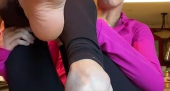 Goddess Kaylee - You Kaylee Soles I Xomaddykxo Stroke But Want Get The Aka To Stinky Sniff First Goddess Onlyfans Be My Sweaty Guest Can Thep Only If