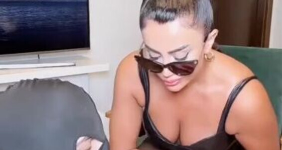 Hulya Cengiz - Lucky Hulyacengiz Onlyfans Aka Dog My Hulya Is Place Feetp Your Under Cengiz