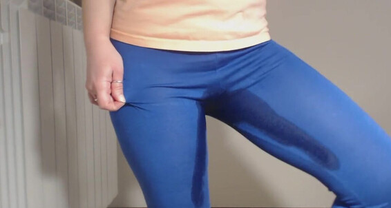 Cover "RavenBigAss" Kink, Butt, Point Of View, Pee, Sportwear, Sport, Wetting, Wet, Messy, Big Butt, Pissing, Pants, Suggest RavenBigAss Pee wetting in blu yoga pants Pornhub