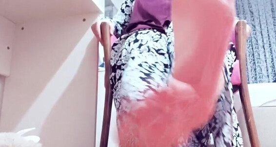 Queen Salome - Yumuack Tavan Kulakl Terliklerimp Pofuduk Salome Onlyfans Queen