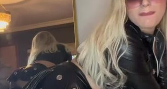 Mistress Simay - Mistress Onlyfans 35P Simay Video