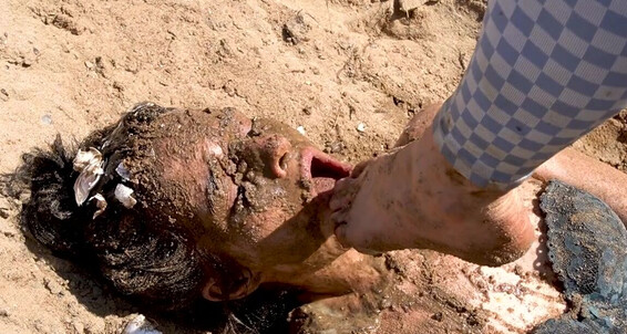 Сlips4Sale - Bitch And Full The Mp4 Feet Of Sand Op Hd Kingdom Slaves In Hide