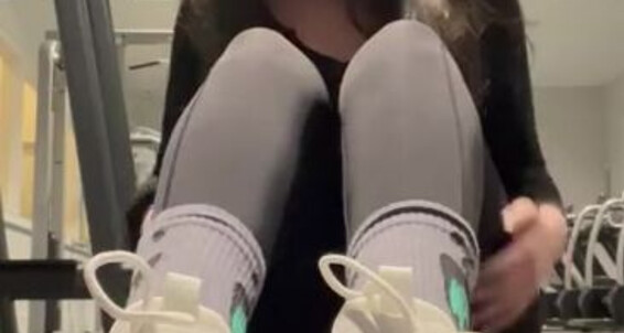 Becca Foxx - Wouldn It So To T Hot Stretch Foxx Foot Aka Onlyfans Fetish Watch And Offp Sizeelevens The Gym Becca At Be Me Take