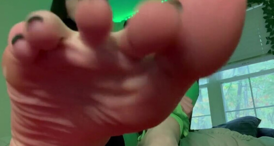 Becca Foxx - You Up Foxx Wake Now Her And Makes Aka Worship To Becca Belong Onlyfans My Sizeelevens Bitch Are Feet Foot Mep Shego
