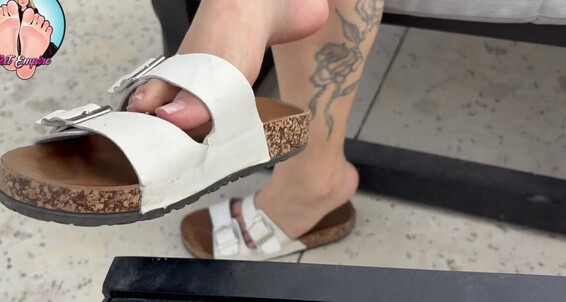 Alicia Feet - Sidep My Out Pool By Soles Onlyfans Alicia The Having Feet