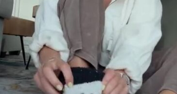 Linzi Little - You 07 I Life A Linzi 10 Aka While Lotion Of Fetish Little Video For Ok1P 2024 Onlyfans Hang10Toess My Bit Guys Update Foot Feet