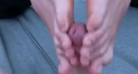 Linzi Little - Little Vqlp Milked Good Him My This Aka So Reverse Naked Onlyfans Footjob Linzi In Hang10Toess Toes