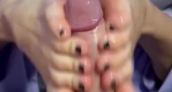 Linzi Little - Long New To So Close My Aka Super Tip Onlyfans Linzi Muchp I Black Pedi Hang10Toess Toes Little His Used Up You Reverse Footjob Rub For