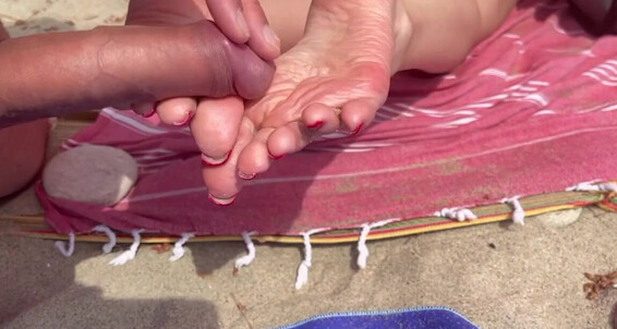 Lenasdiary, Video: Onlyfans Beachp Soles Cumshot On The Sexy 335895254