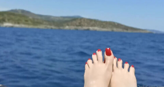 Lenasdiary, Video: Onlyfans Feet 2P On Boat The Sexy 342313058 Part