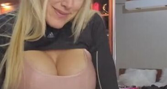 Roxanamoll - Aca Irme Onlyfans Bb Por Duchar Mmmnnp Camitaaa Y La Hola A