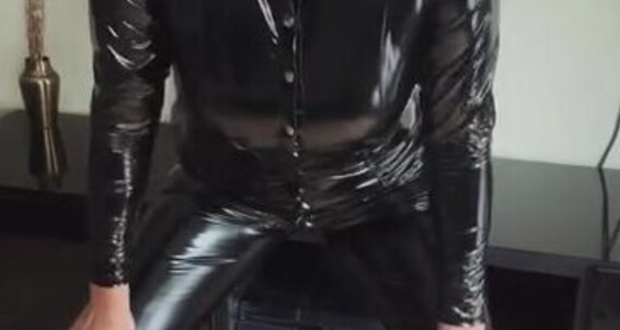 Goddessmona - You Gerusch Dich An Material Der 91 Was Triggert Das What Onlyfans Diesem Aboup Triggers Most Glanz Meisten Am