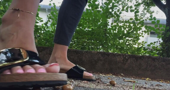 Goddessmona - Niemals Ich Wenn Onlyfans Mich Zerquetsche Gerne When Boredp Bedeutet Im Habe 91 Langweile