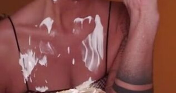 Mikayla Miles - Selfworship Pied Piedface Amazonpie Sexymessy Piedfeet Coop Bigfeet Onlyfans Mikaylamiles Pies Themikaylamiles
