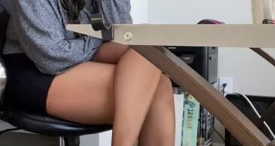 Nicholesole - Hard Onlyfans At Work In Pumps Candidp