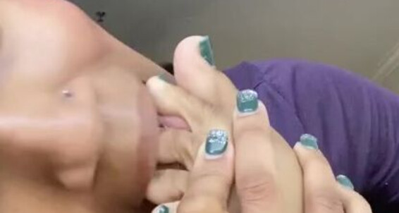 Nicholesole - And T Onlyfans Resist Sucking Smelling Kissing Couldn 7P