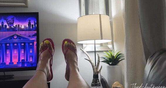 Thedcfootqueen - Onlyfans 2P Video