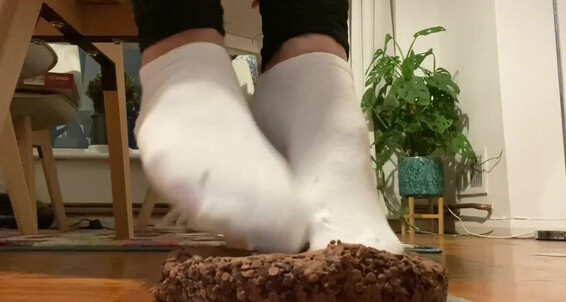 Feetwonders - 7Tmp It This Custom Bought Sockshumiliation Onlyfans Cake A Stated I Is With Who Crushing The Should That Person