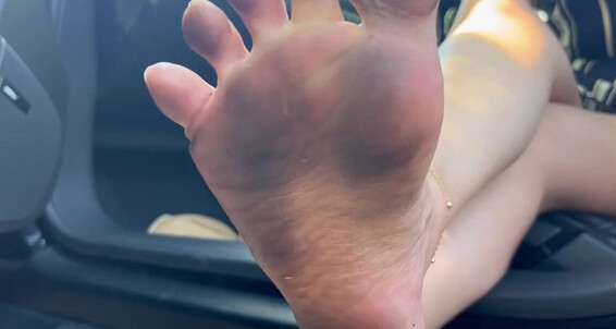Feetwonders - On Clean Your Abp Them Knees Onlyfans