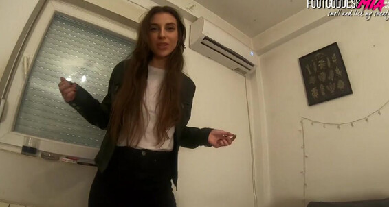 Footgoddessmia - You Soles I Know Punish Like A And Licking To Have Already Onlyfans My Demap Job Boots Simple Here