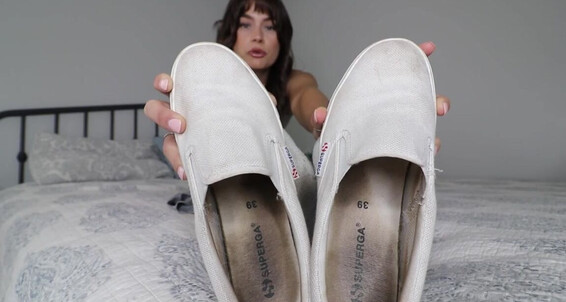 Cover Ivorysoles Onlyfans 07 14 2024 Ivorys Sweaty Feet Worship Its Been Too Long Since You Have Sat At My Sweaty Feetp