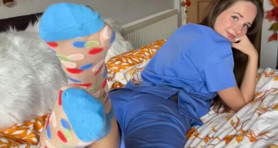 Babebarefootofficial - Your Any Scrubs Service There My Vide Are Onlyfans In Isabelle Doctor Feeling At Sexy Role Play 30P