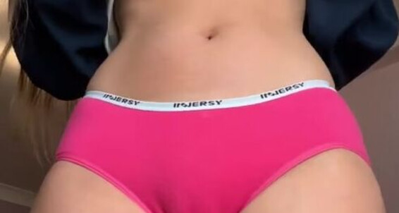 Babebarefootofficial - More Panties Fullback B As My Swipe Onlyfans Do Prefer A And I Pink Get Sp You 39 Naked Progressivity