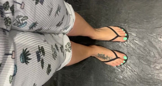 Poster for Goddess Monica Goddessmonica00W 1P Frenzy Onlyfans Flip Flop