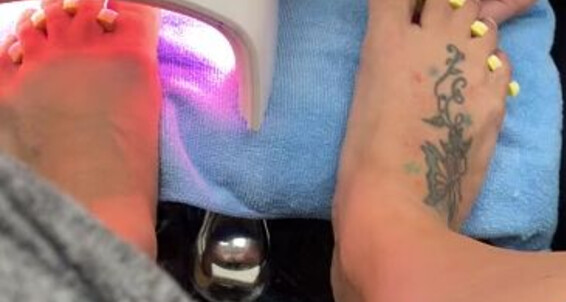 Goddess Monica - Eat 2P Onlyfans Pink Pedi Goddessmonica00W Out Your Heart Hot