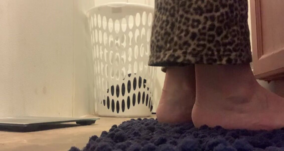 Goddess Monica - Flip Onlyfans M Morning I My Routine Of Flops Coursep Goddessmonica00W