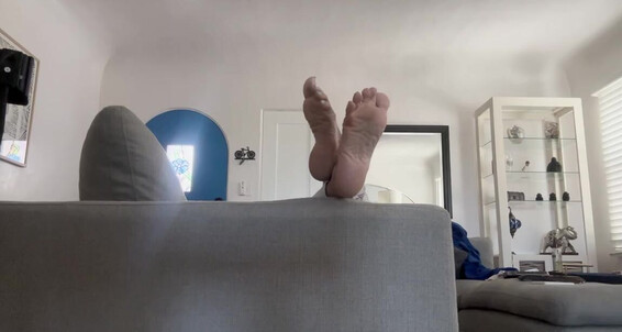 Goddess Monica - Over The Onlyfans Foot Tease2P Couch Goddessmonica00W