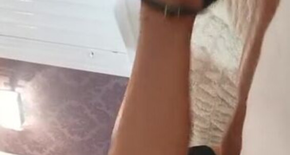 Misscourtneym - Experiment Strappy Heelsp Heel Day 9 Onlyfans